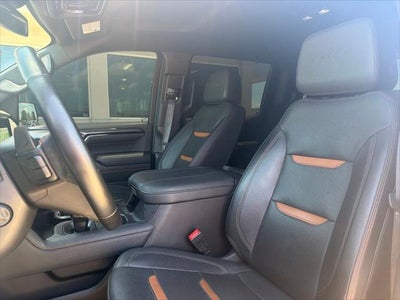 2023 GMC Sierra 1500 4WD Crew Cab Short Box AT4