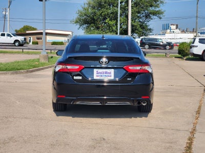 2019 Toyota Camry SE