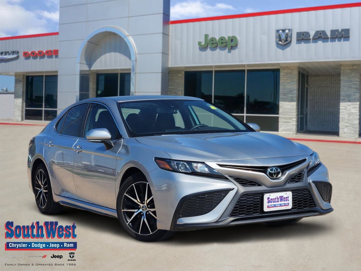 2023 Toyota Camry SE