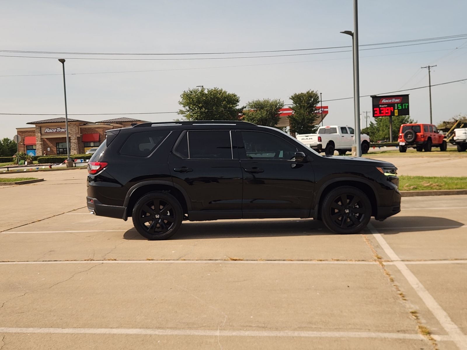 2025 Honda Pilot Black Edition
