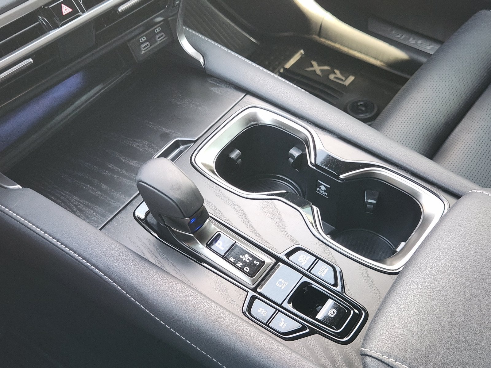 2025 Lexus RX 450h+ Luxury