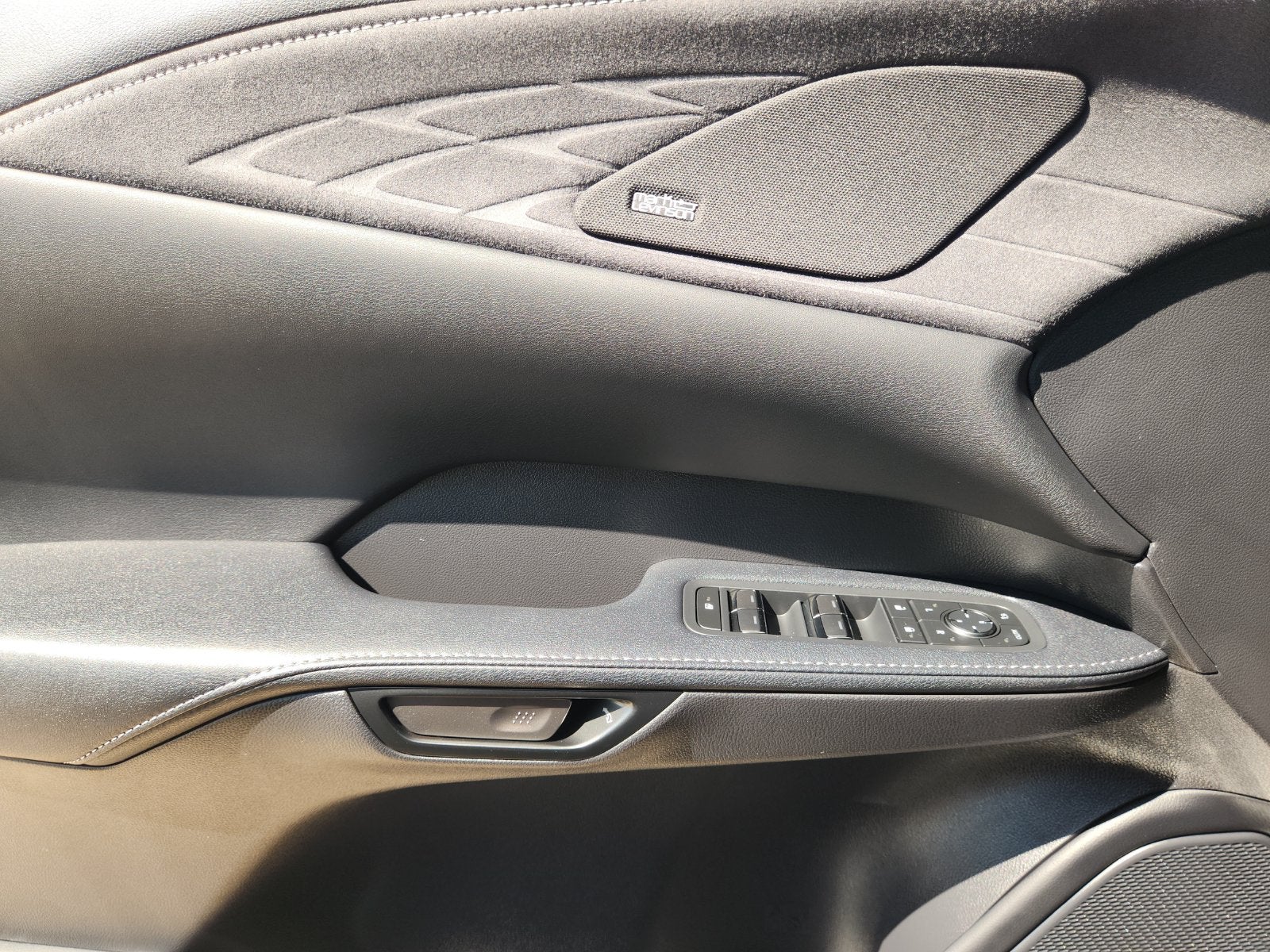 2025 Lexus RX 450h+ Luxury