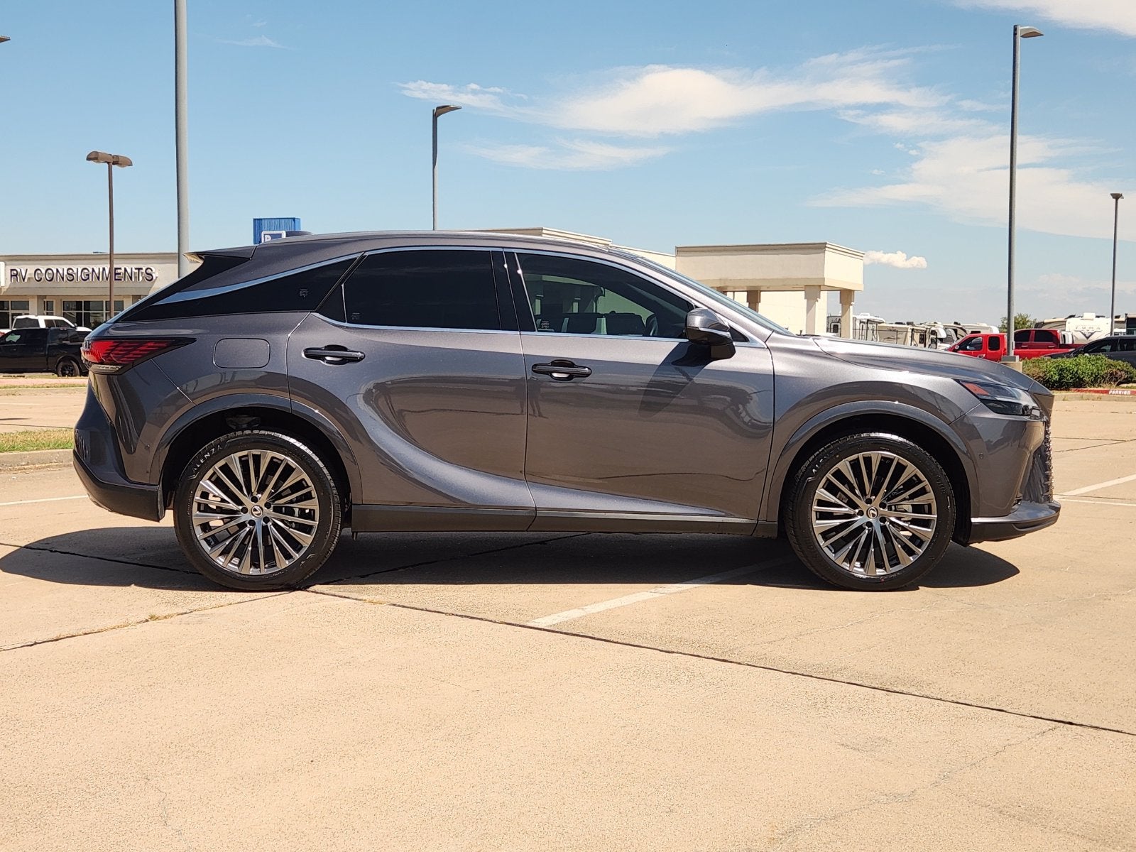 2025 Lexus RX 450h+ Luxury