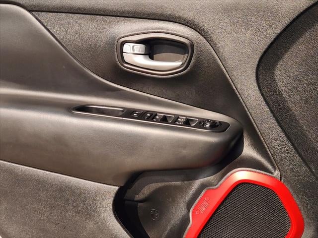2023 Jeep Renegade Trailhawk 4x4