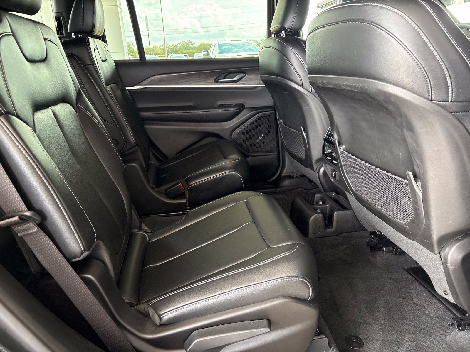 2024 Jeep Grand Cherokee L Limited 4x2