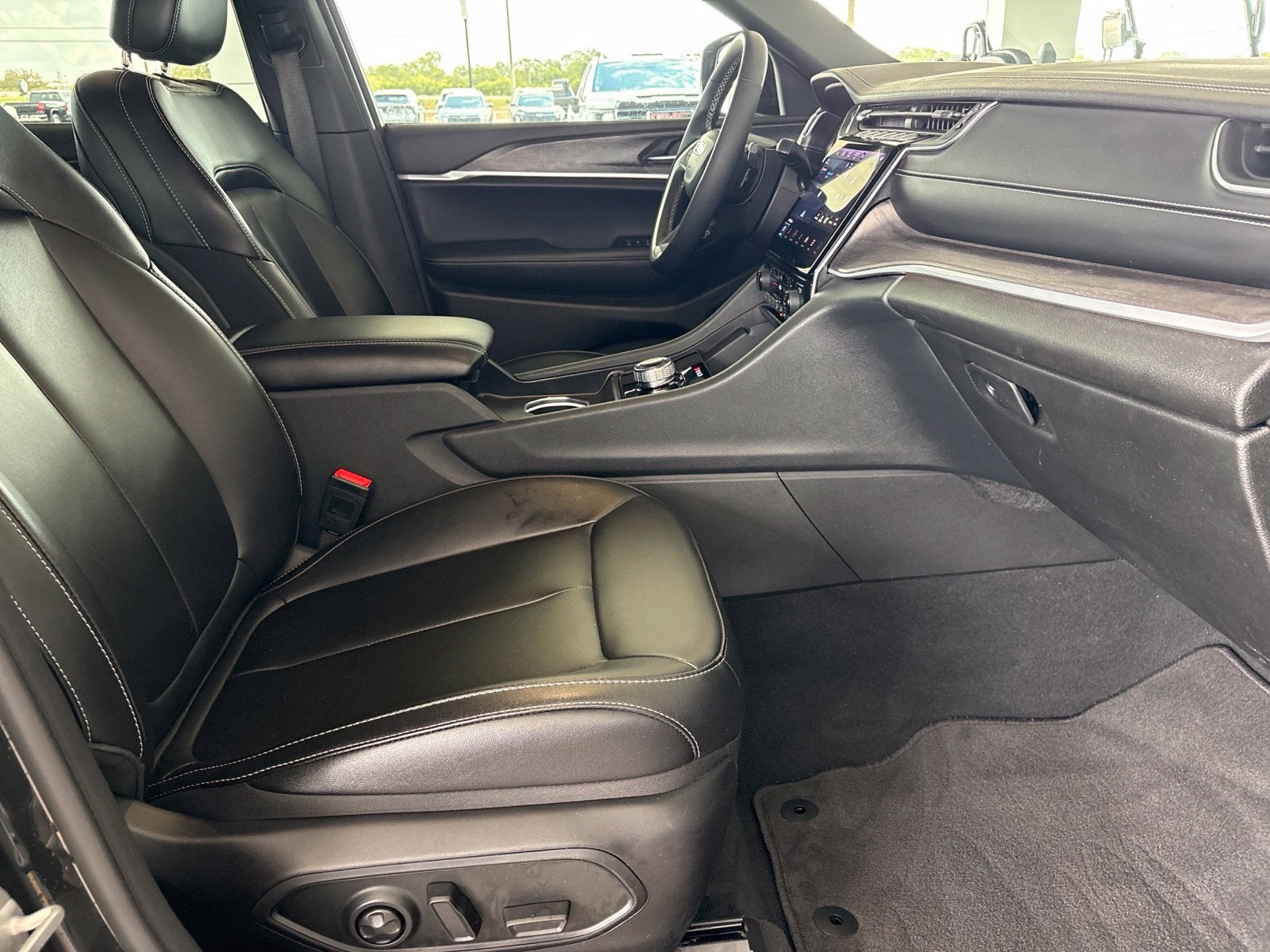 2024 Jeep Grand Cherokee L Limited 4x2