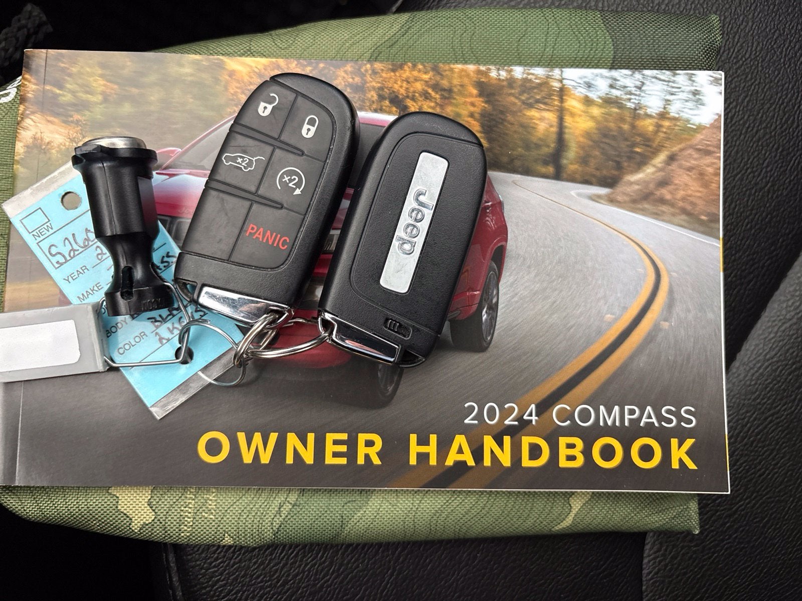 2024 Jeep Compass Latitude Lux FWD