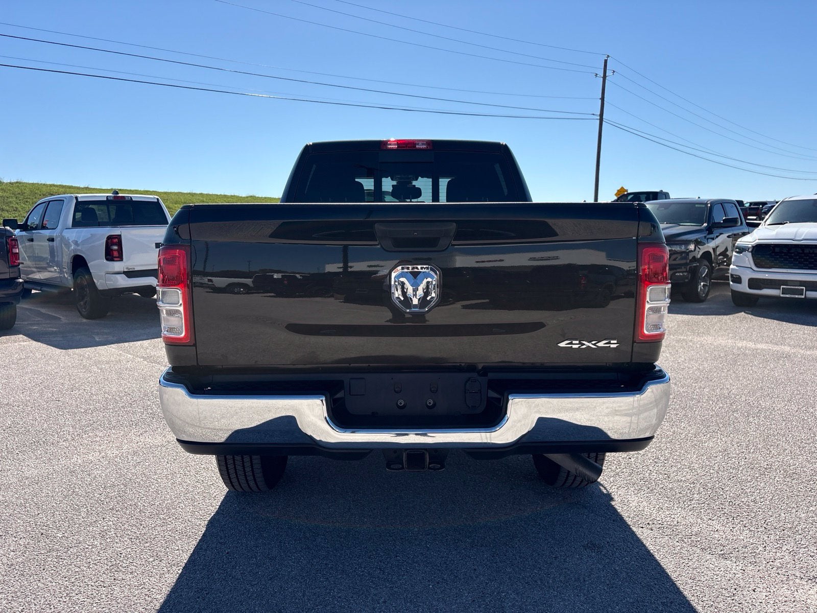 2022 RAM Ram 2500 Tradesman Crew Cab 4x4 6'4' Box