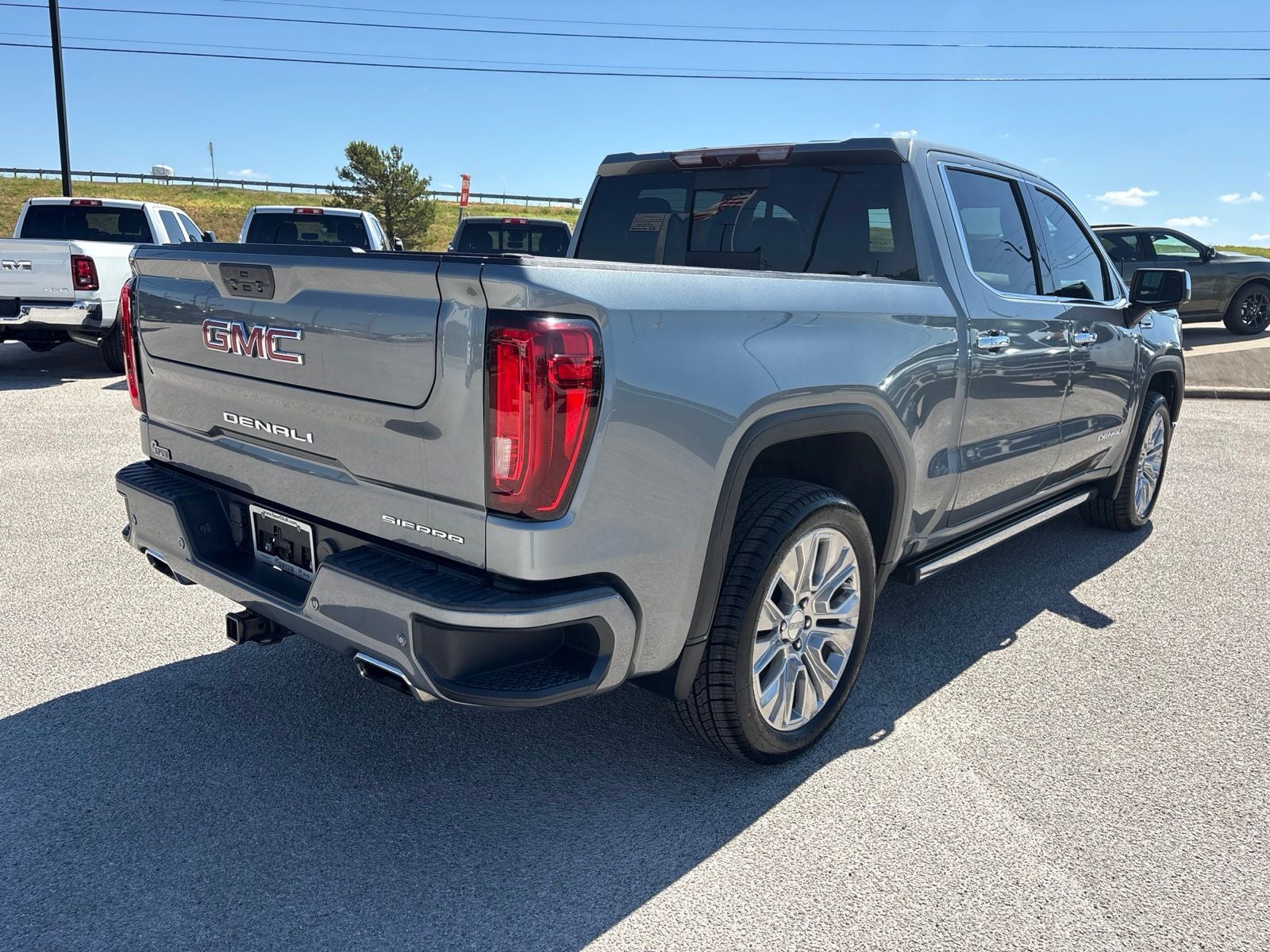 2020 GMC Sierra 1500 4WD Crew Cab Short Box Denali