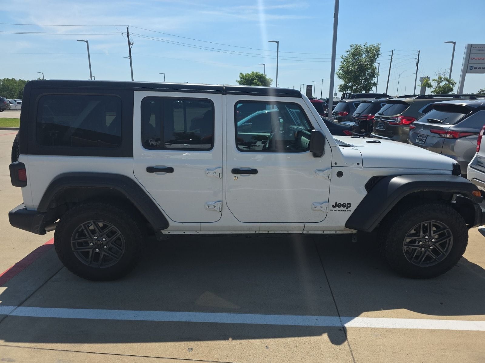 2024 Jeep Wrangler 4-Door Sport S 4x4