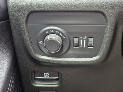 2025 Jeep Grand Cherokee Laredo X 4x2