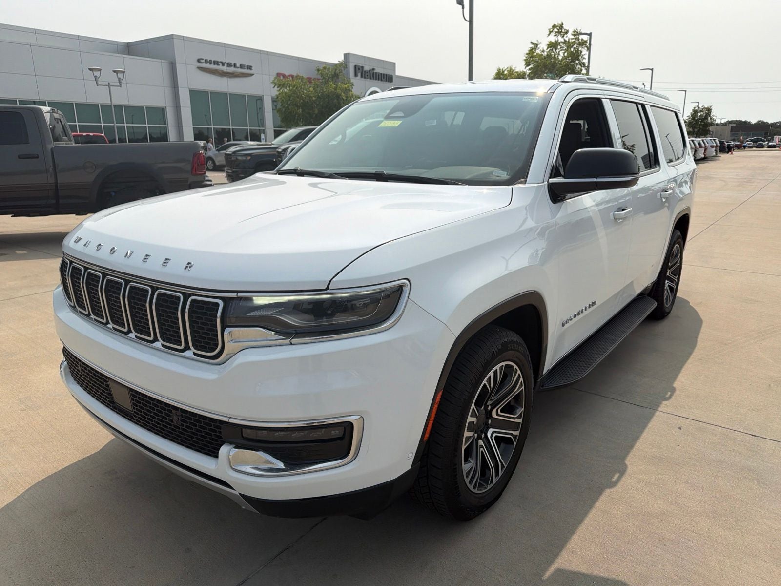 2024 Jeep Wagoneer L Series II 4x2
