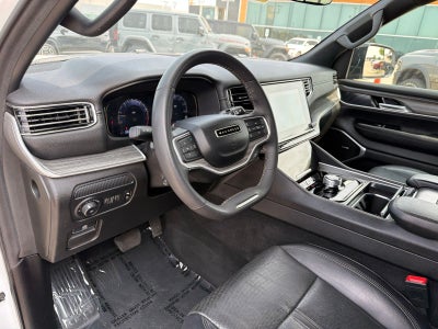 2024 Jeep Wagoneer Series II 4x2