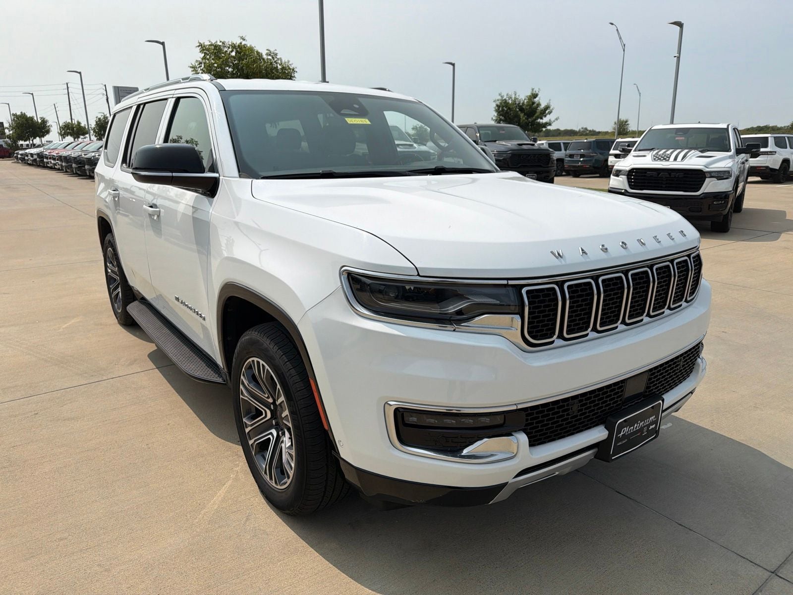 2024 Jeep Wagoneer Series II 4x2