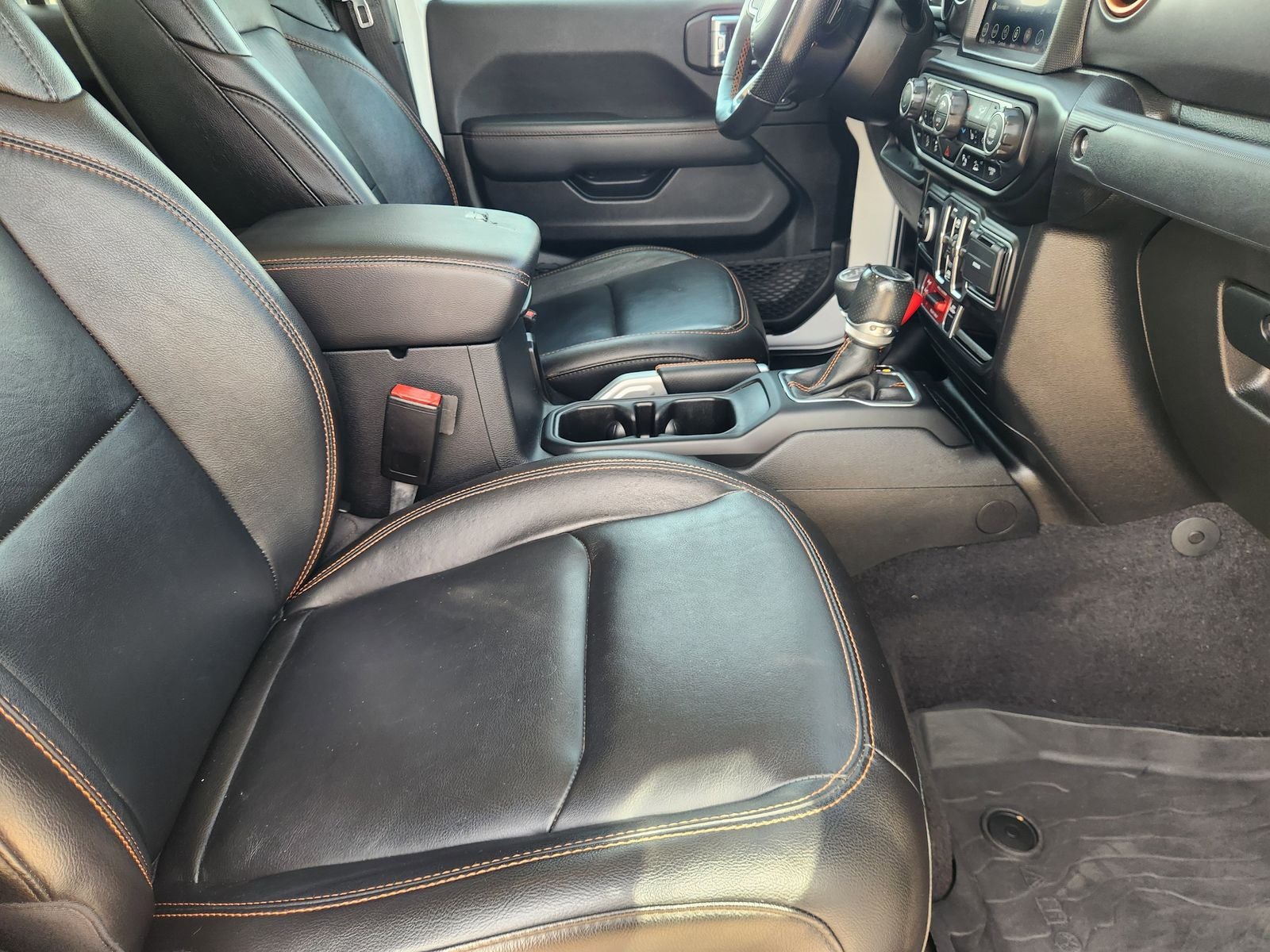 2021 Jeep Gladiator Mojave - Photo 14