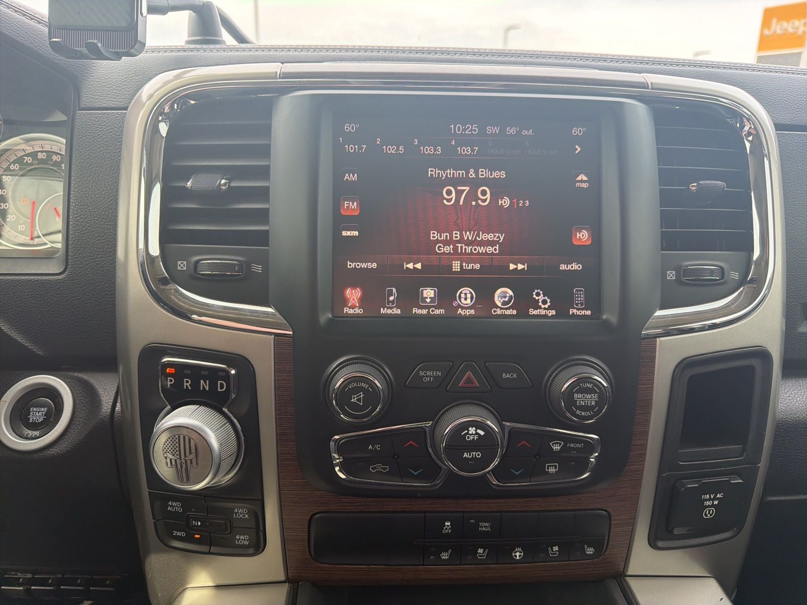 2017 RAM Ram 1500 Laramie Crew Cab 4x4 5'7' Box