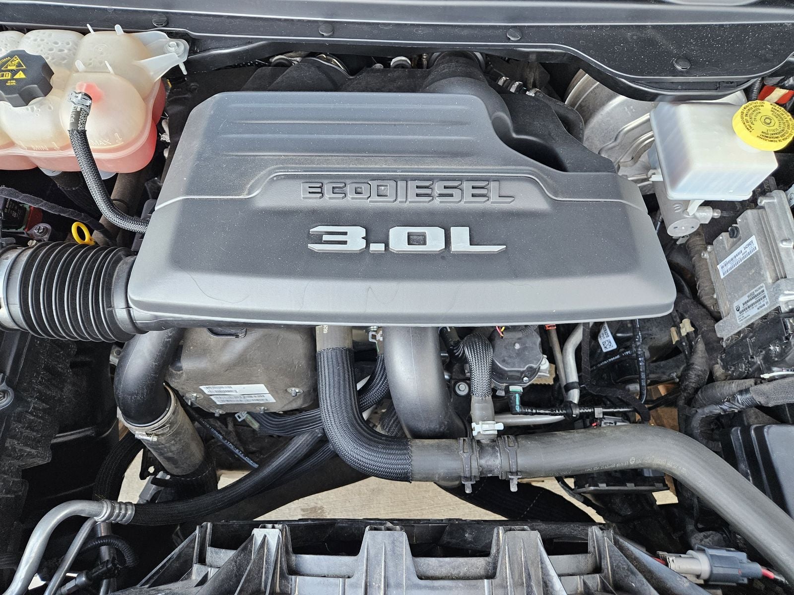 2023 RAM Ram 1500 Lone Star Crew Cab 4x4 5'7' Box