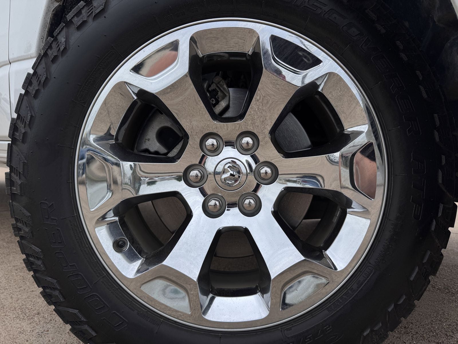 2023 RAM Ram 1500 Lone Star Crew Cab 4x4 5'7' Box