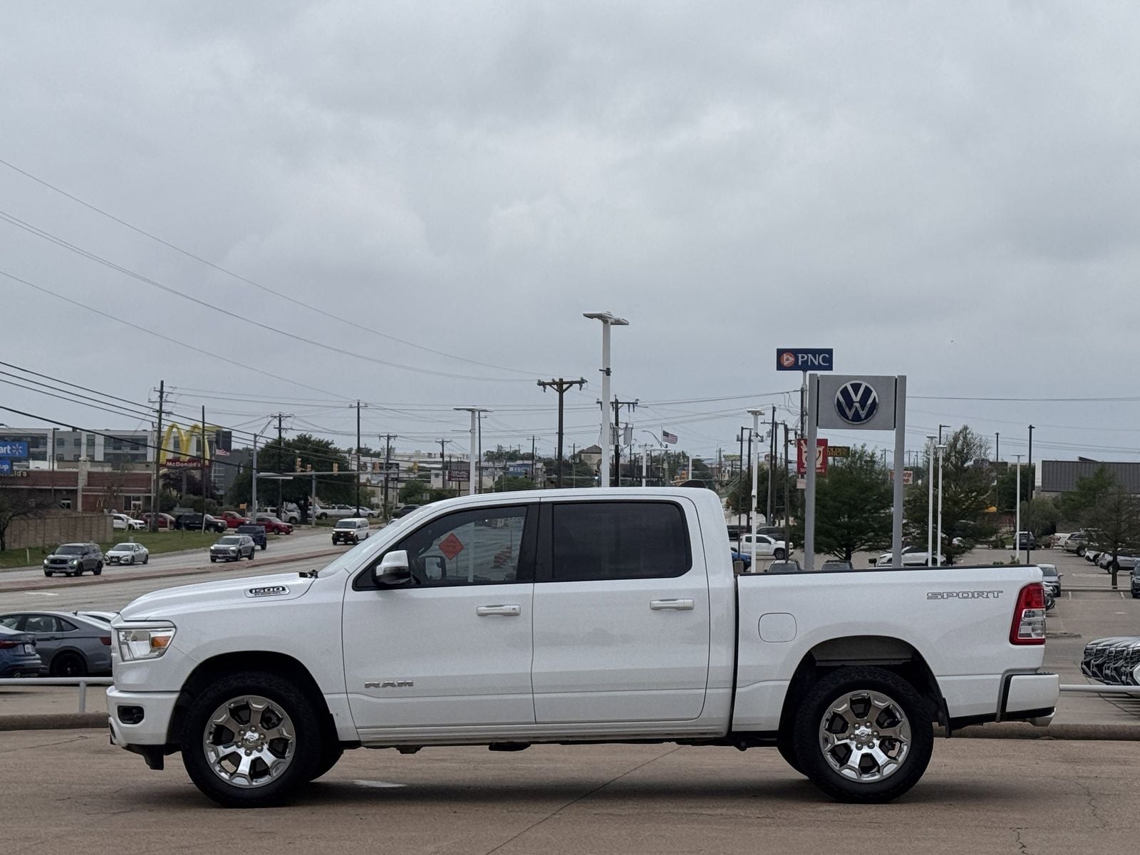 2023 RAM Ram 1500 Lone Star Crew Cab 4x4 5'7' Box