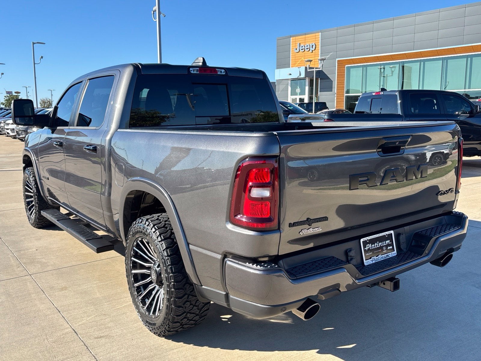 2025 RAM Ram 1500 Lone Star Crew Cab 4x4 5'7' Box