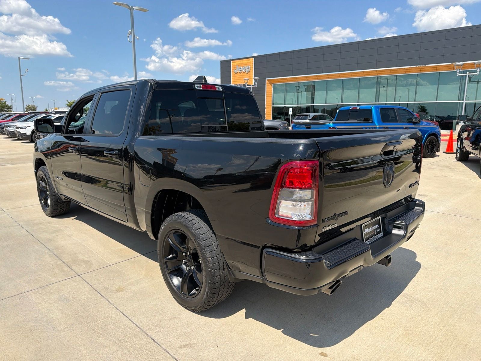 2024 RAM Ram 1500 Lone Star Crew Cab 4x4 5'7' Box