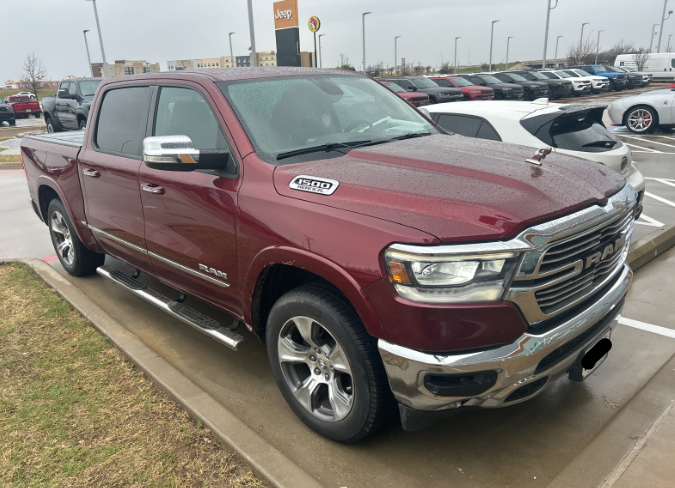2020 RAM Ram 1500 Laramie Crew Cab 4x4 5'7' Box