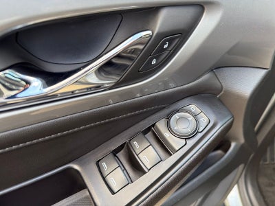 2023 Chevrolet Traverse FWD LT Cloth