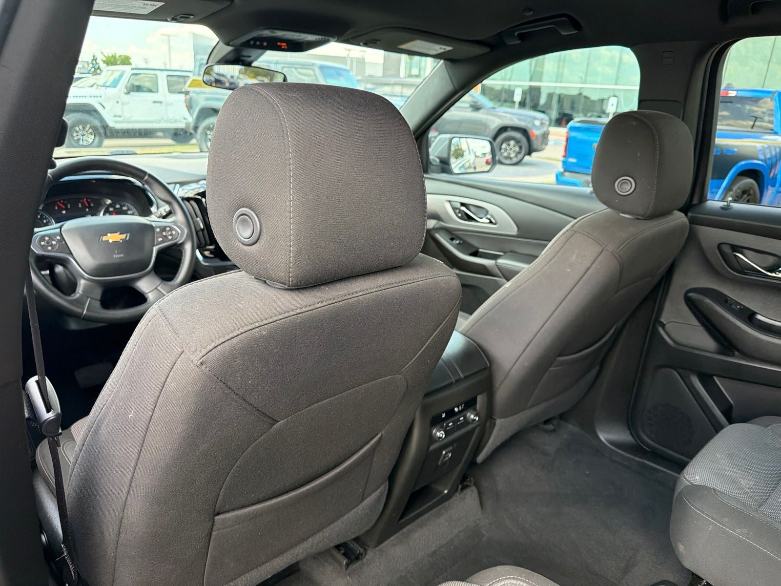 2023 Chevrolet Traverse FWD LT Cloth