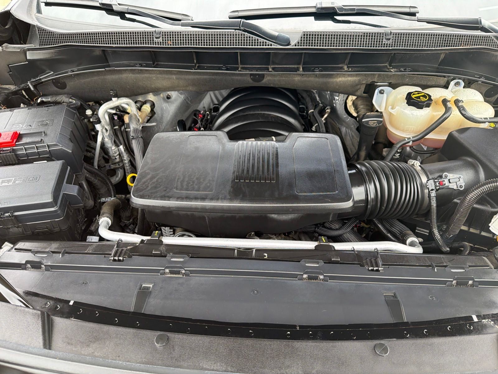 2025 Chevrolet Tahoe 2WD LT