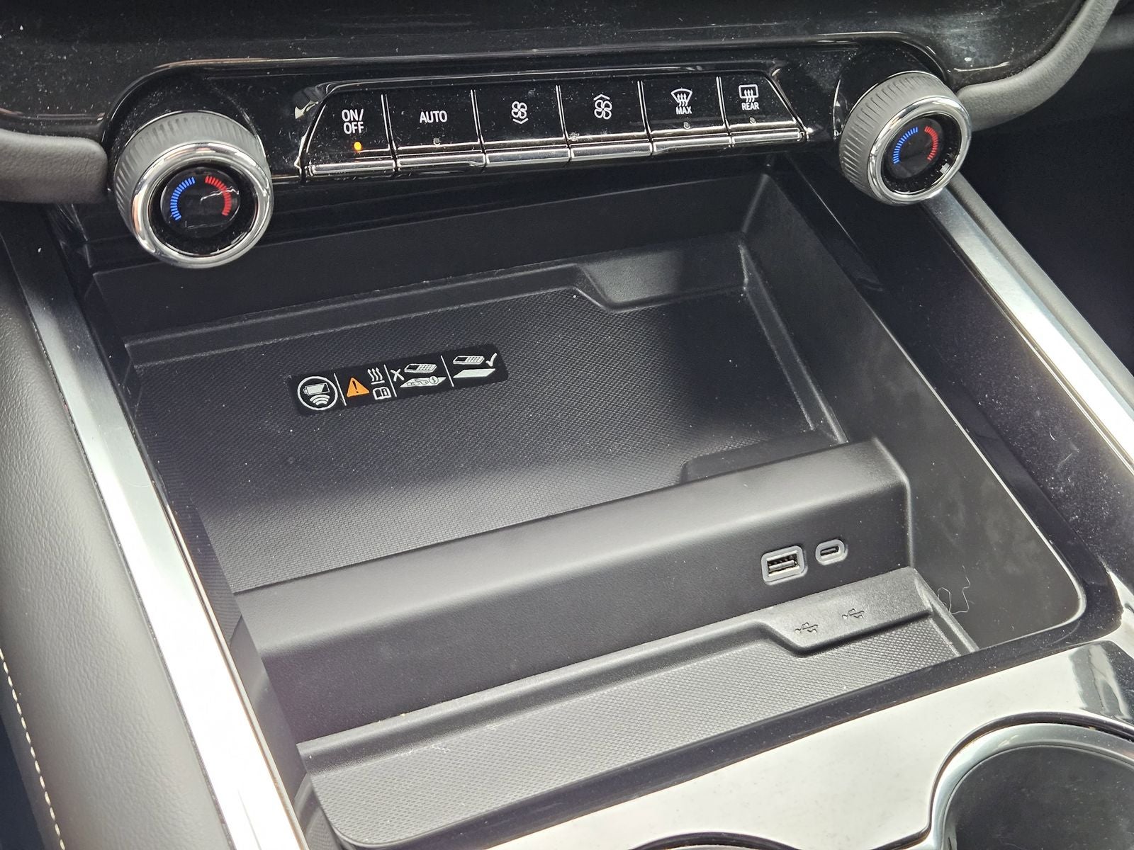 2025 Chevrolet Tahoe 2WD Premier