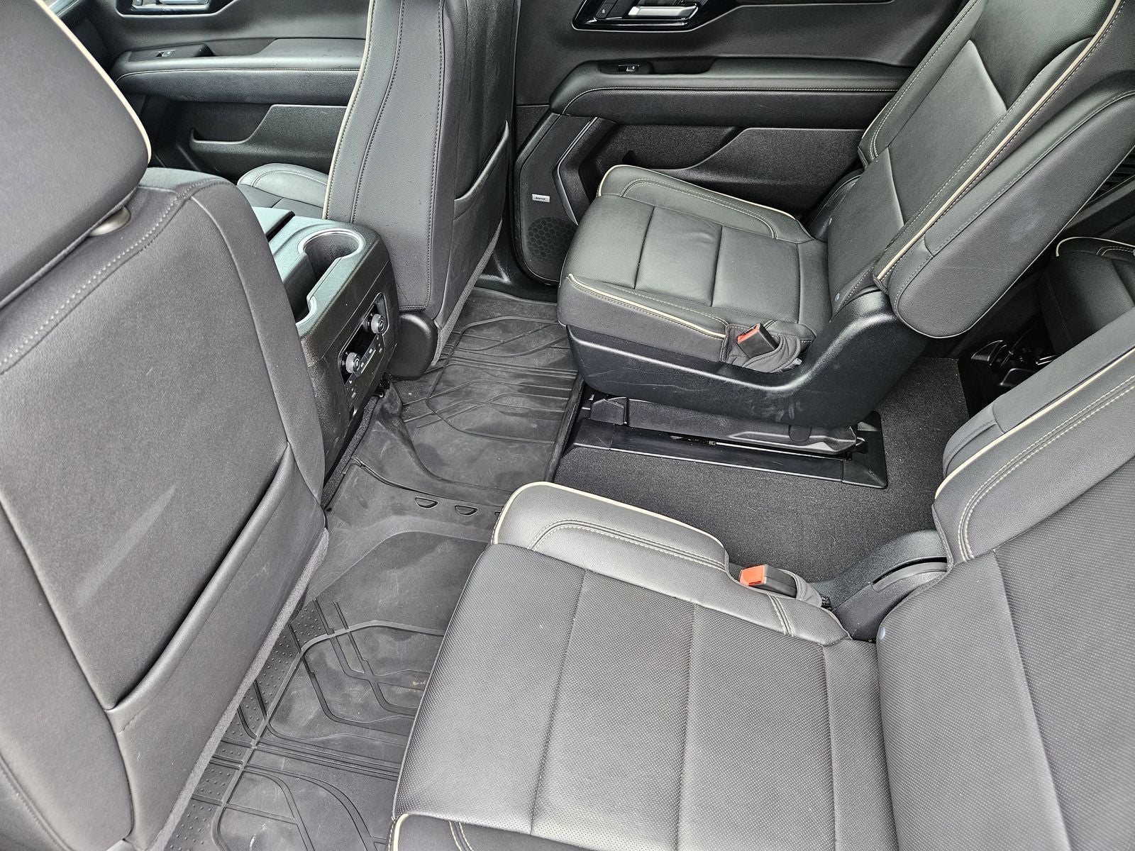 2025 Chevrolet Tahoe 2WD Premier