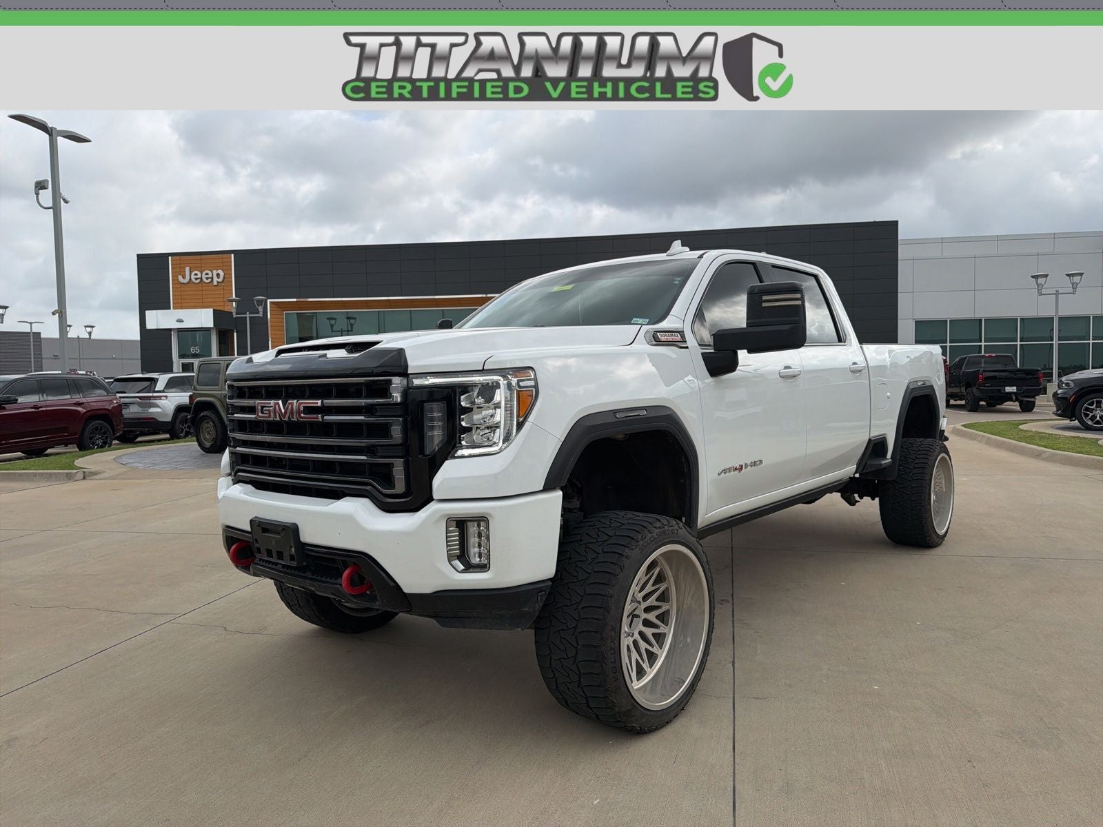 2023 GMC Sierra 2500HD 4WD Crew Cab Standard Bed AT4