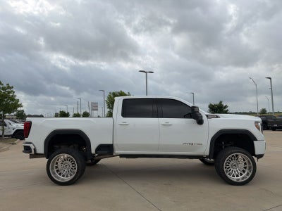 2023 GMC Sierra 2500HD 4WD Crew Cab Standard Bed AT4
