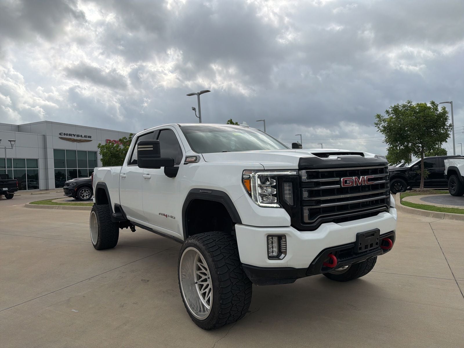 2023 GMC Sierra 2500HD 4WD Crew Cab Standard Bed AT4