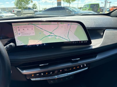 2025 Cadillac XT4 FWD Premium Luxury