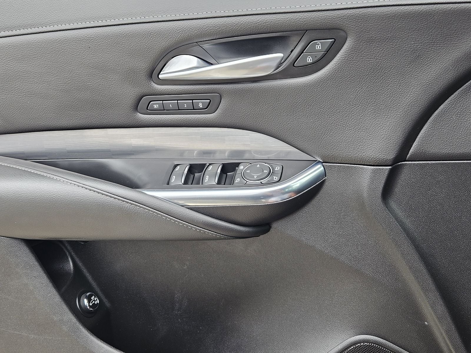 2024 Cadillac XT4 FWD Premium Luxury