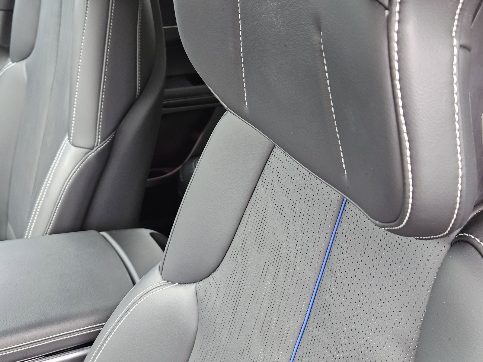 2024 Cadillac LYRIQ Luxury w/1SC