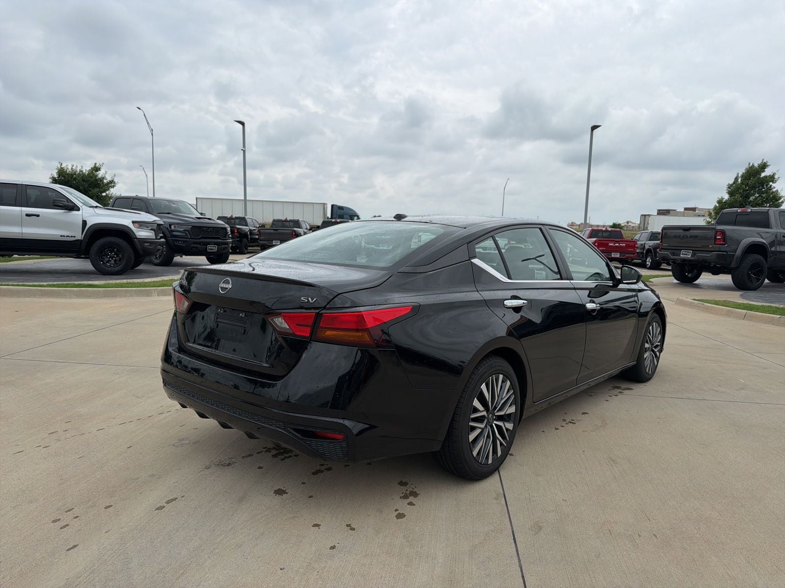 2024 Nissan Altima SV FWD