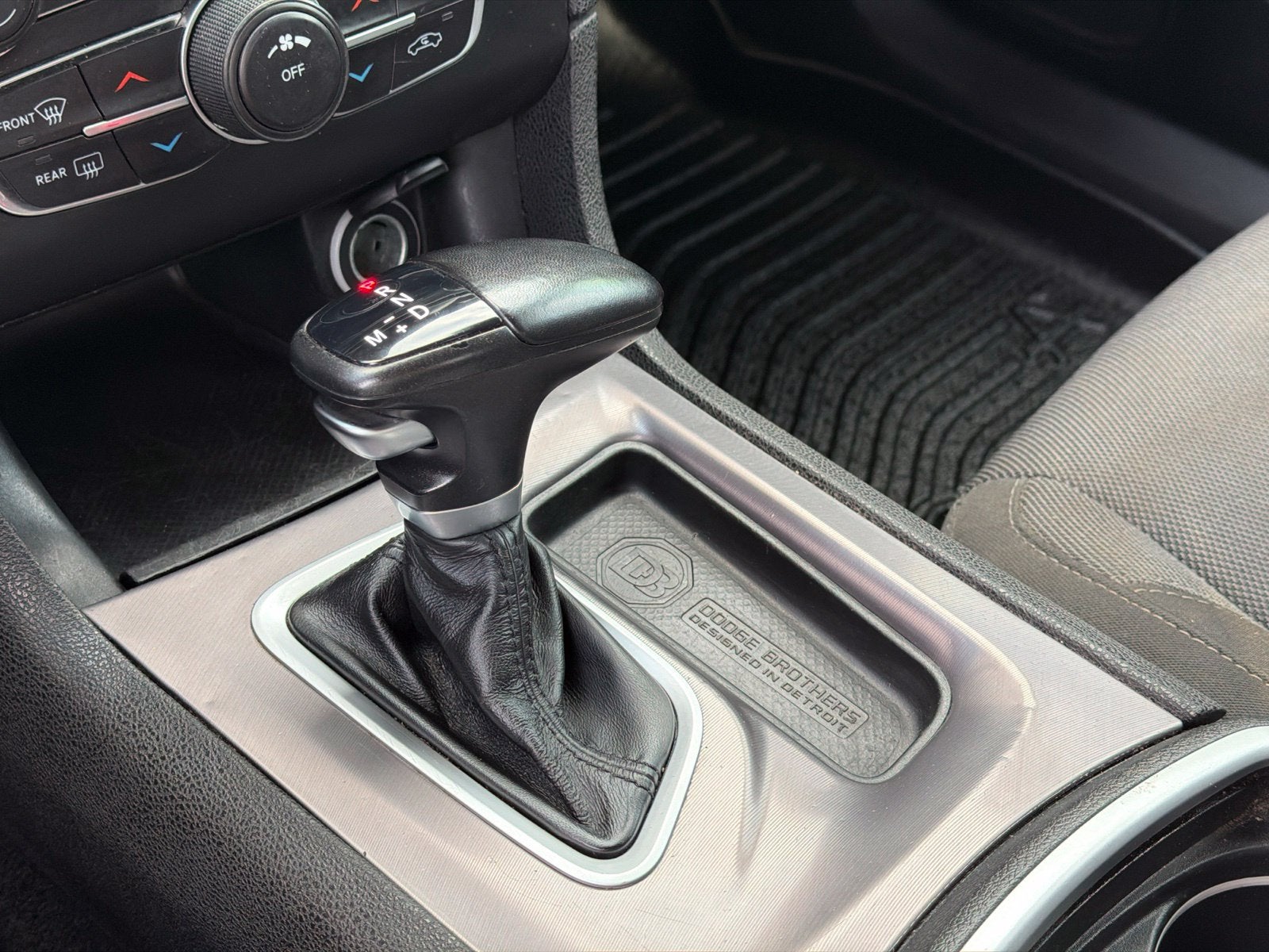 2022 Dodge Charger SXT RWD