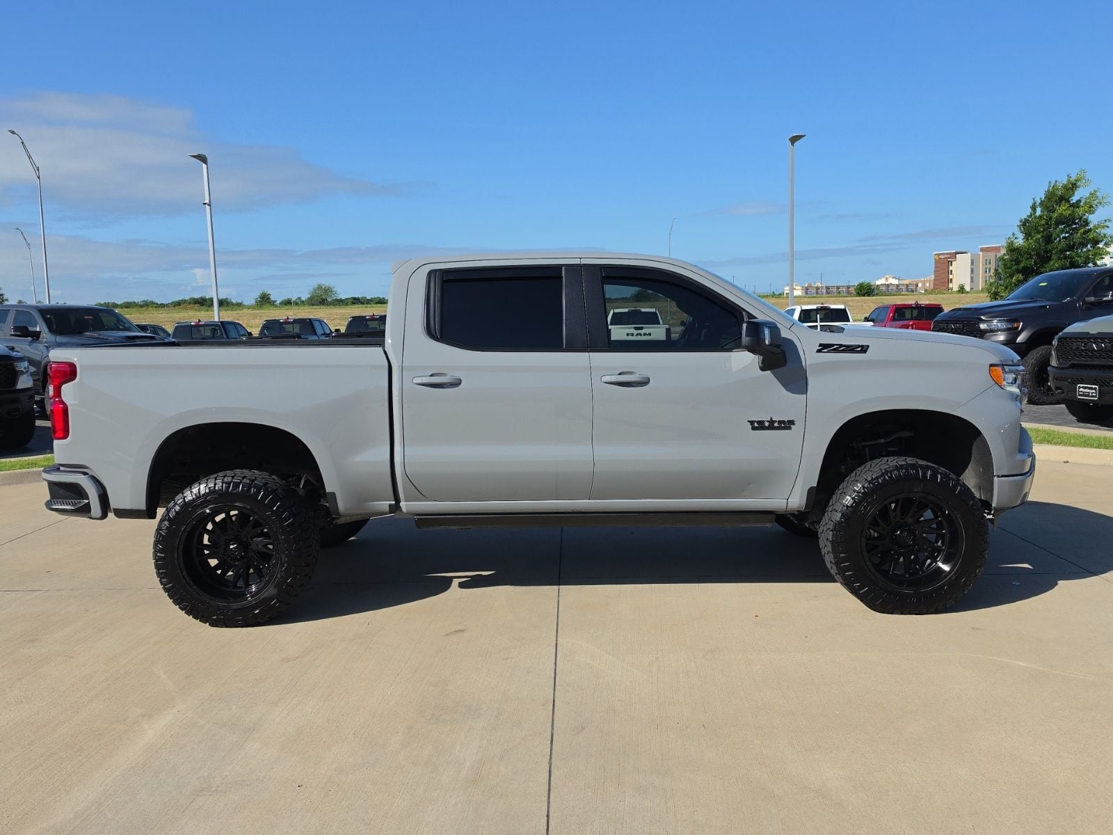 2025 Chevrolet Silverado 1500 4WD Crew Cab Short Bed RST