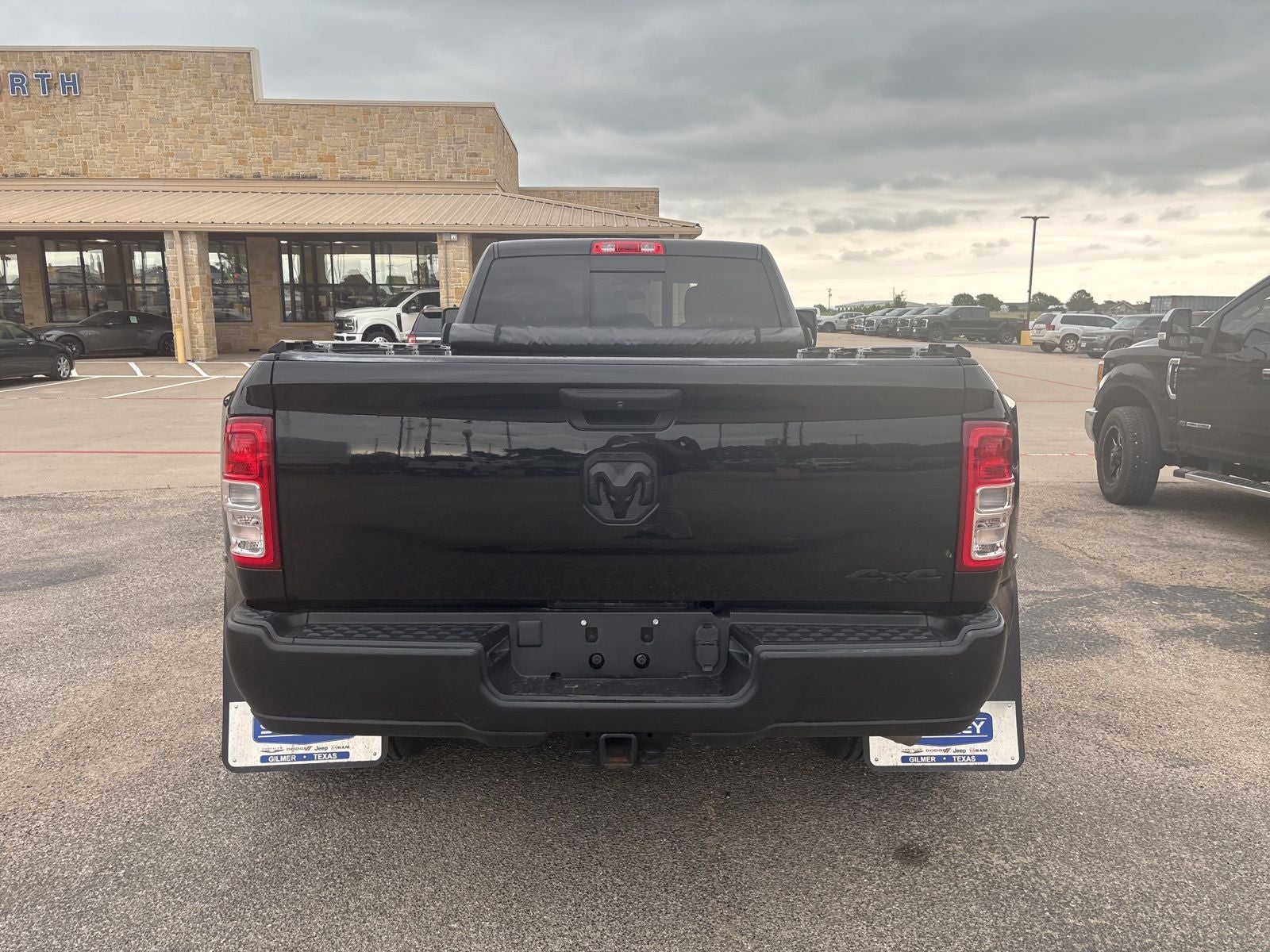 2024 RAM Ram 3500 Tradesman Crew Cab 4x4 8' Box