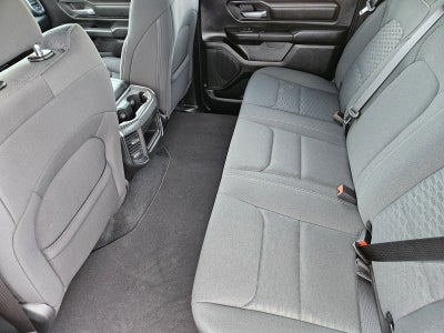 2026 RAM Ram 1500 Express Crew Cab 4x4 5'7' Box