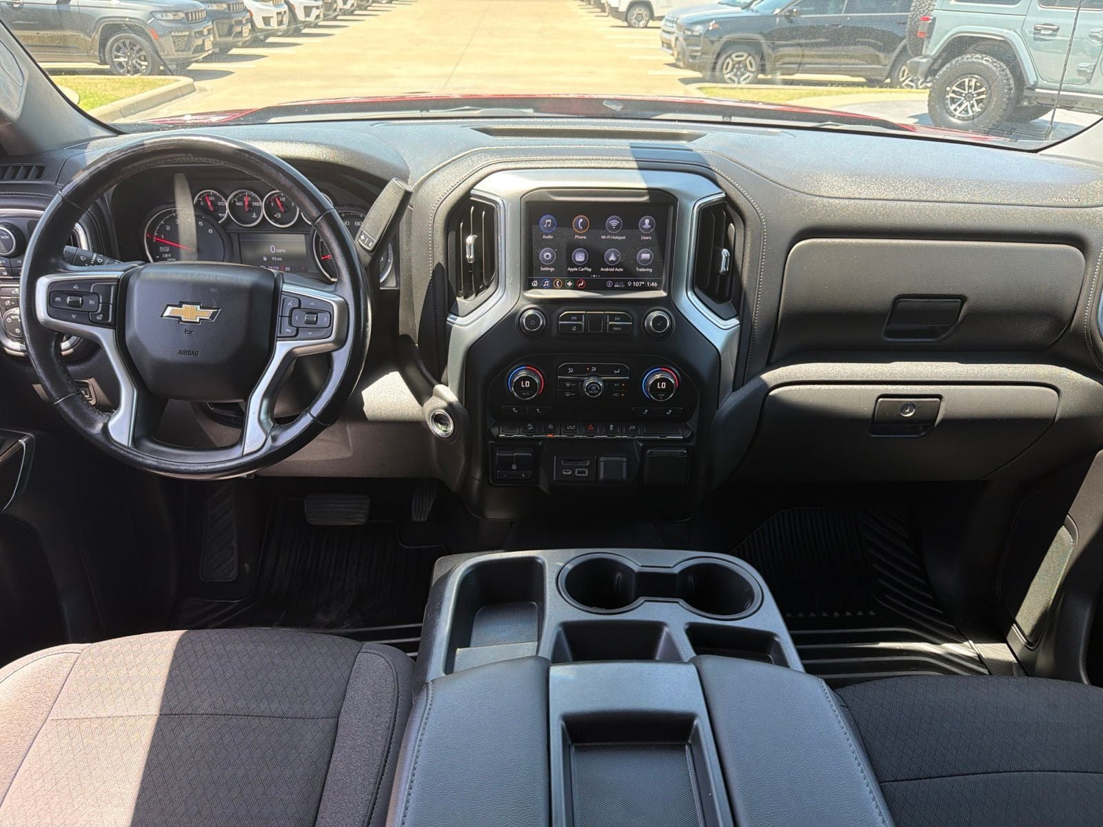 2020 Chevrolet Silverado 1500 4WD Crew Cab Short Bed LT