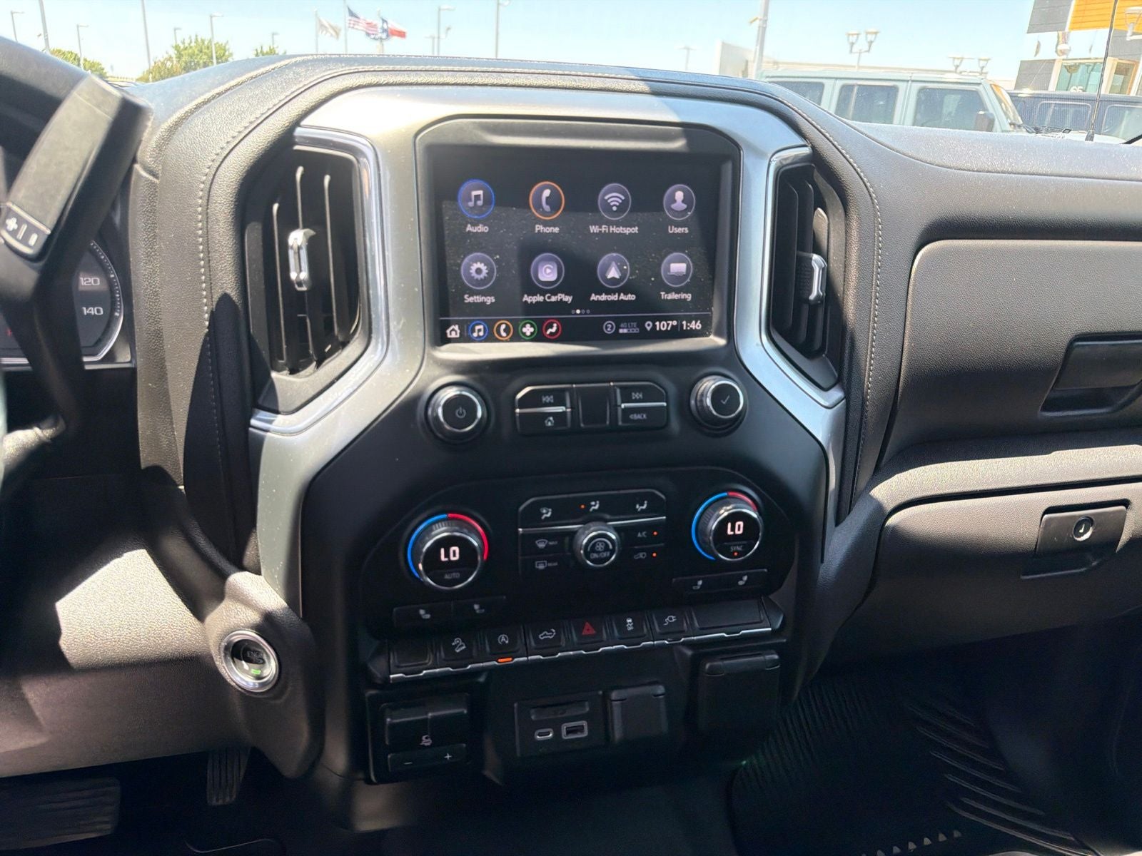 2020 Chevrolet Silverado 1500 4WD Crew Cab Short Bed LT