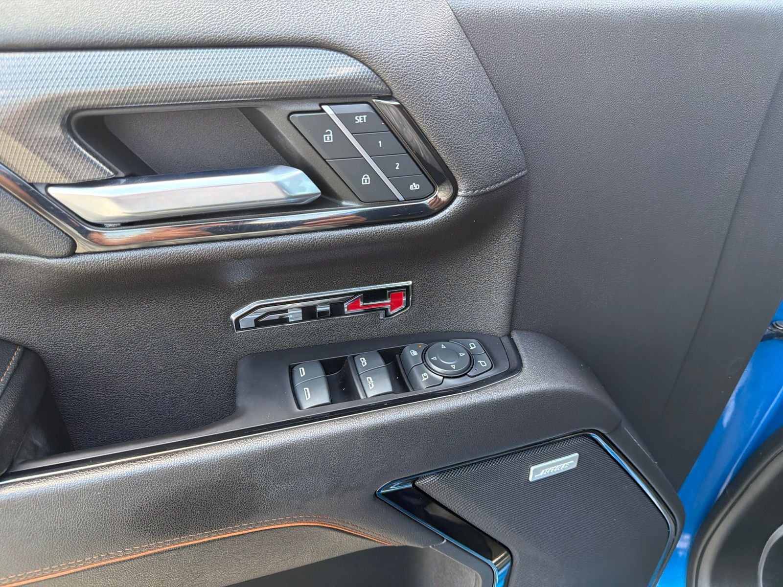 2023 GMC Sierra 1500 4WD Crew Cab Short Box AT4