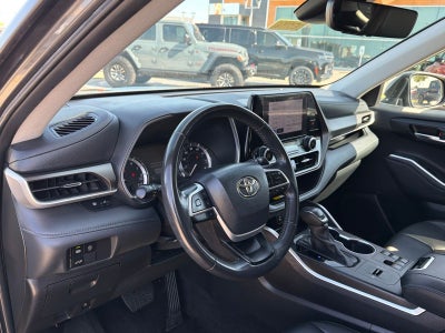 2024 Toyota Highlander XLE