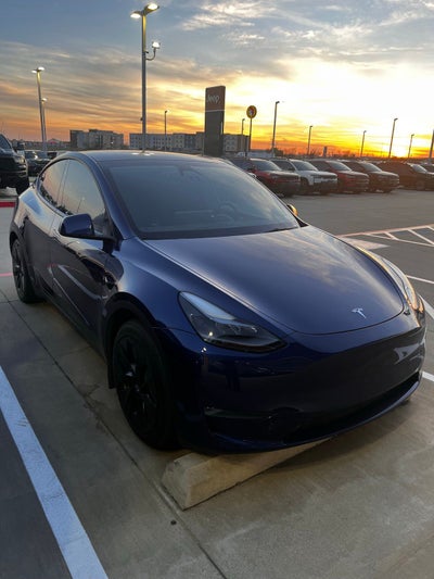 2023 Tesla Model Y Long Range Dual Motor All-Wheel Drive