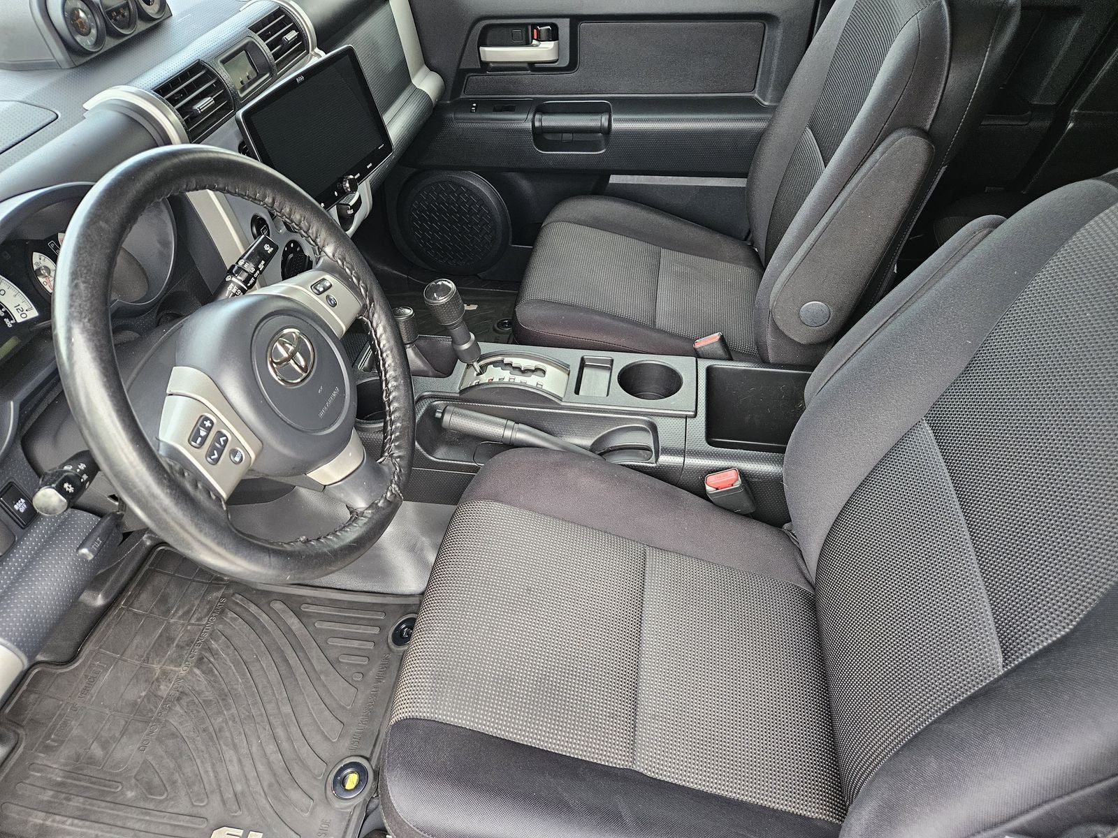 2014 Toyota FJ Cruiser Base