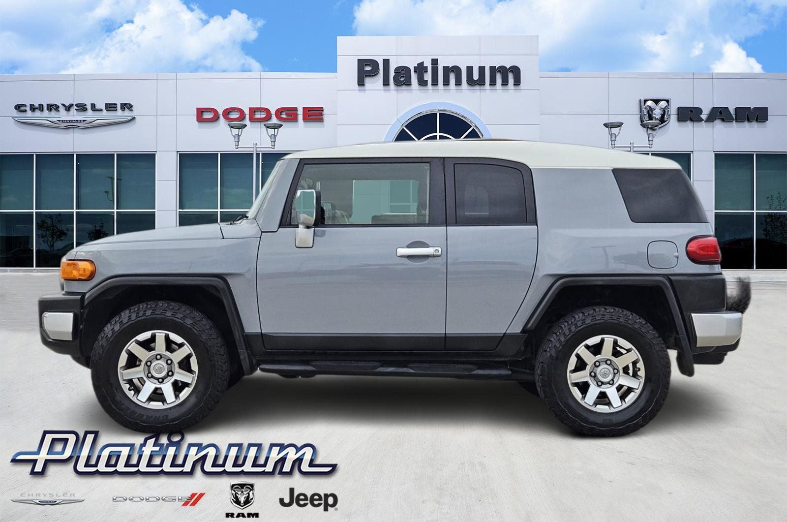 2014 Toyota FJ Cruiser Base