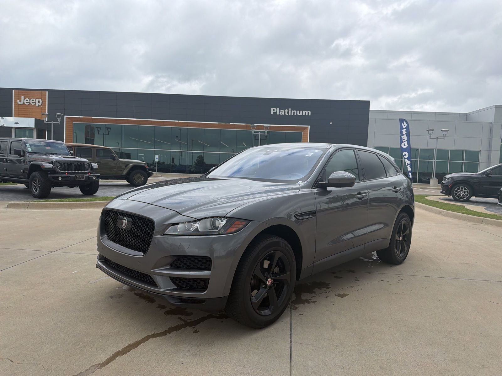 2019 Jaguar F-PACE 25t Premium